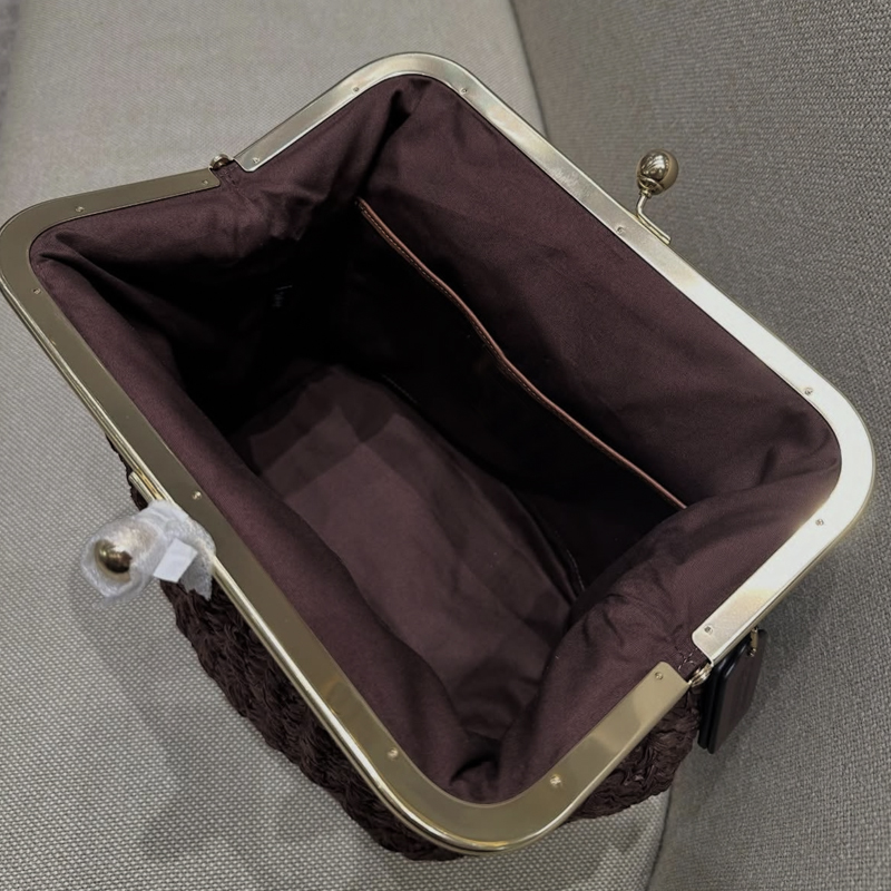 Hand-Woven Kisslock Frame Shou - Luxury Bags On Sale recension och pris