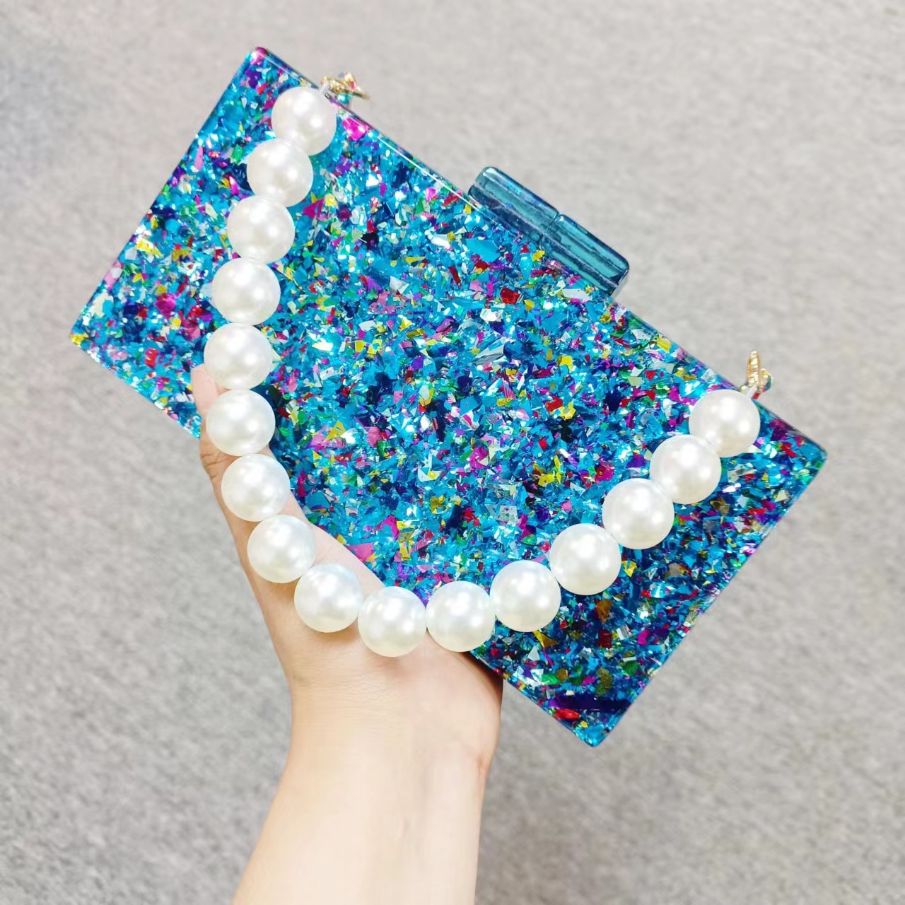 Luxury Acrylic Beaded Clutch B - Luxury Bags Green recension och pris